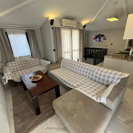 아파트 Center 1plus1 For 4 People Stone Building - Citak Mansions