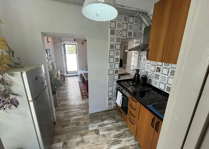 Apartment Center 1plus1 For 4 People Stone Building - Citak Mansions